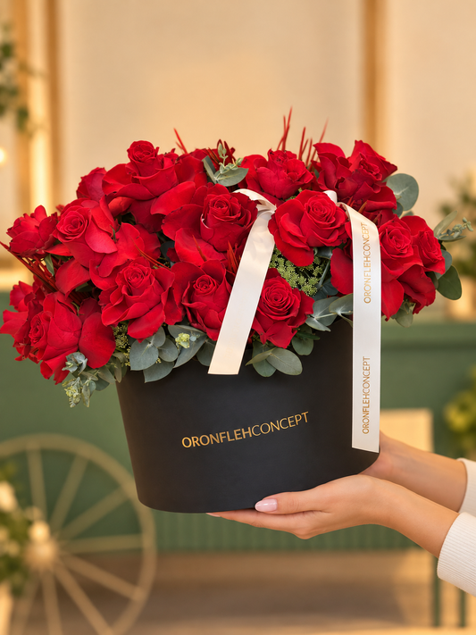 Royal Passion – Luxury Red Roses Box