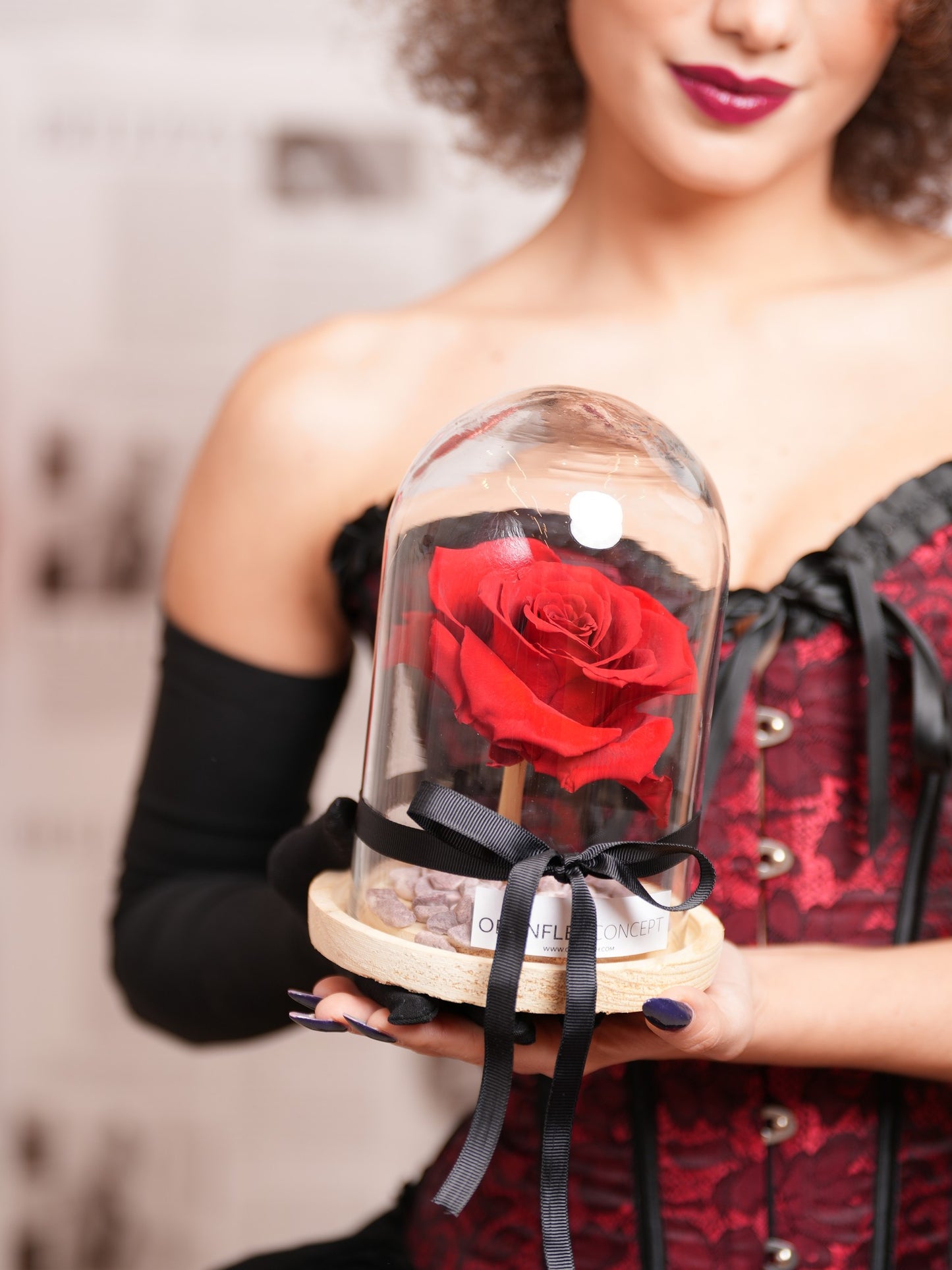 EYES 25 " Eternal Rose "